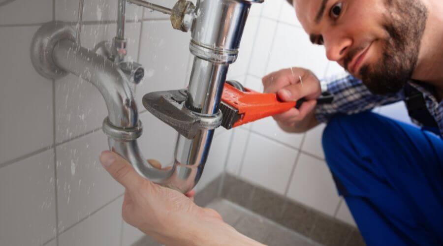 Expert burst pipe repair services in Winifrede, WV